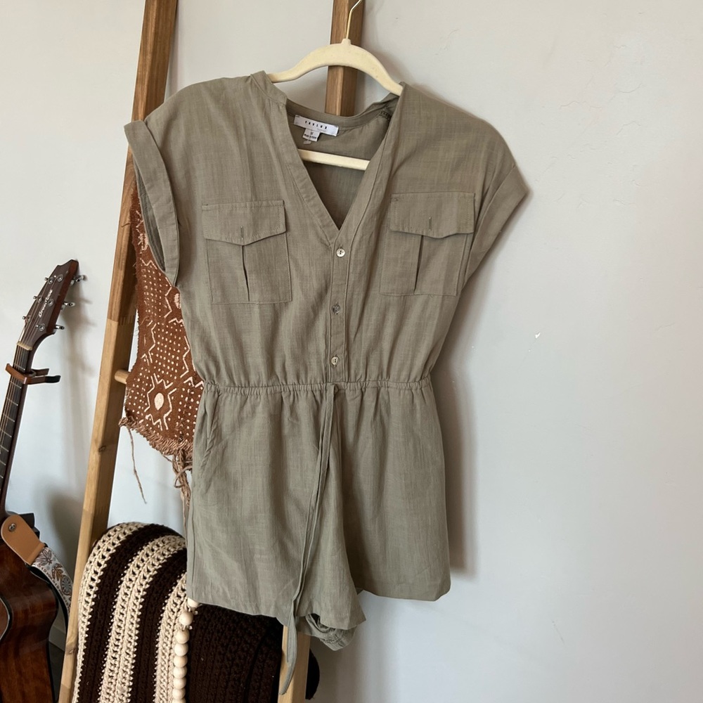 Earthy girl romper 🦋